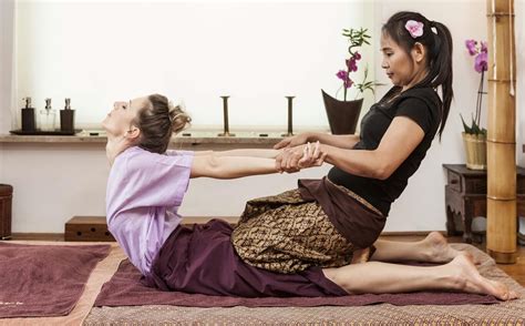 Massage sensuel complet du corps Escorte Marque